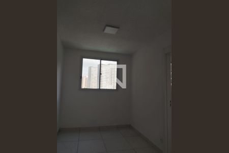 Sala de apartamento para alugar com 2 quartos, 30m² em Jardim Sabara, São Paulo