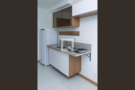 Studio de kitnet/studio para alugar com 1 quarto, 22m² em Caminho das Árvores, Salvador