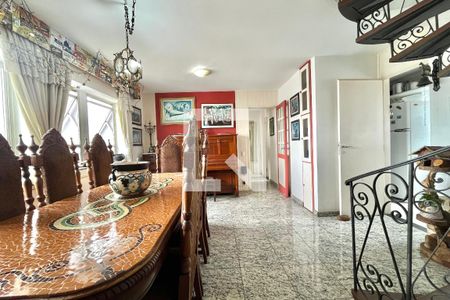 Sala de apartamento à venda com 3 quartos, 140m² em Vila Nova Caledonia, São Paulo