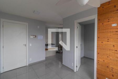 Sala/Cozinha/Área de Serviço de apartamento para alugar com 2 quartos, 34m² em Jardim America da Penha, São Paulo