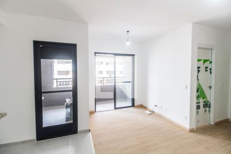 Sala de apartamento à venda com 2 quartos, 60m² em Vila Militar, Barueri