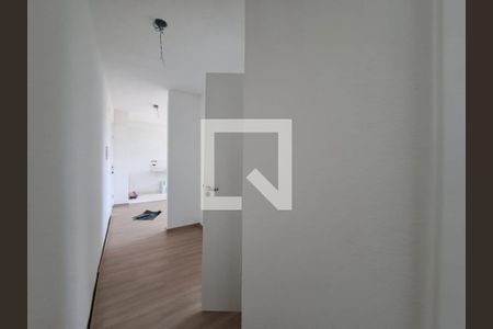 Sala - Corredor de apartamento à venda com 2 quartos, 42m² em Jardim do Lago, Osasco