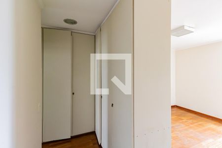 Closet da suíte de apartamento à venda com 5 quartos, 150m² em Ibirapuera, São Paulo