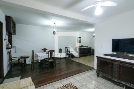 Sala de casa para alugar com 4 quartos, 350m² em Centro, Diadema