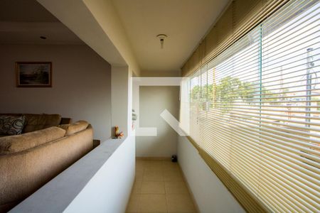 Sala de casa à venda com 3 quartos, 242m² em Vila Aquilino, Santo André