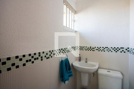 Lavabo de casa à venda com 3 quartos, 242m² em Vila Aquilino, Santo André
