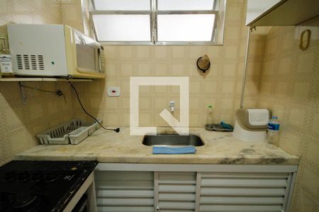 Cozinha de apartamento para alugar com 1 quarto, 35m² em Vila Caiçara, Praia Grande