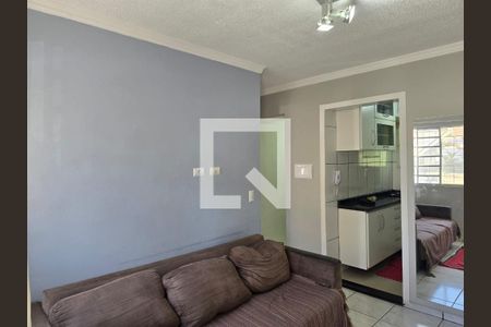 Sala de casa de condomínio para alugar com 2 quartos, 42m² em Vila Carmela I, Guarulhos