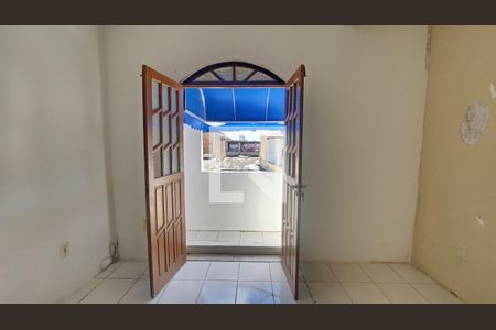 Quarto 1 de casa para alugar com 2 quartos, 48m² em Boca do Rio, Salvador