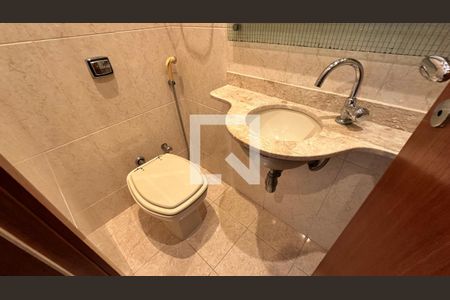 Lavabo de apartamento para alugar com 3 quartos, 198m² em Recreio dos Bandeirantes, Rio de Janeiro