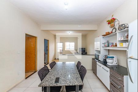 Sala de casa para alugar com 3 quartos, 1000m² em Aparecida, Belo Horizonte