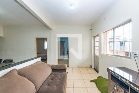 Sala de casa para alugar com 3 quartos, 1000m² em Aparecida, Belo Horizonte