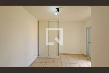 Quarto de apartamento à venda com 2 quartos, 70m² em Retiro, Jundiaí