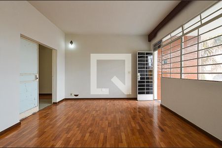 Sala de Estar de casa para alugar com 3 quartos, 180m² em Sagrada Família, Belo Horizonte