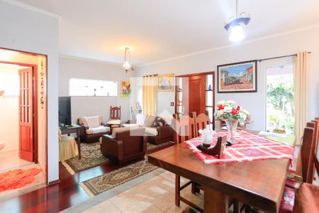 Casa à venda com 4 quartos, 410m² em Adalgisa, São Paulo