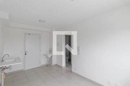 Sala/Cozinha/Área de Serviço de apartamento para alugar com 2 quartos, 35m² em Vila Nova Curuca, São Paulo