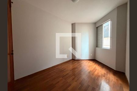 Apartamento para alugar com 3 quartos, 95m² em Buritis, Belo Horizonte