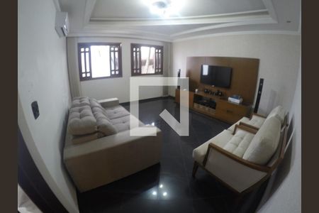 Casa para alugar com 3 quartos, 470m² em Vila Rezende, Goiânia