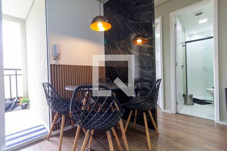 Sala e Cozinha de apartamento para alugar com 2 quartos, 30m² em Vila Esperança, São Paulo