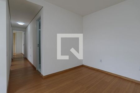 Sala de apartamento para alugar com 3 quartos, 70m² em Vila Oliveira, Mogi das Cruzes