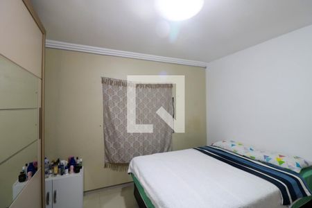 Casa à venda com 4 quartos, 260m² em Jardim Mirante, São Paulo