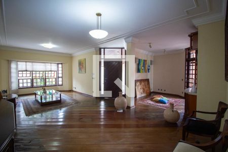Sala de casa para alugar com 3 quartos, 334m² em Vila Santana, Sorocaba