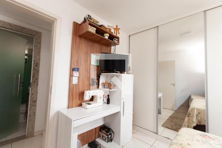 Apartamento à venda com 2 quartos, 69m² em Tirol, Contagem