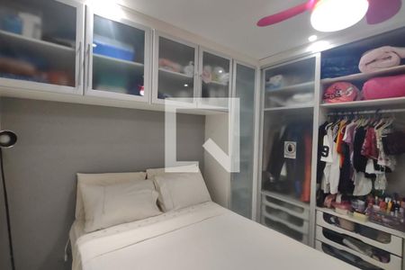 Quarto de apartamento para alugar com 2 quartos, 74m² em Santa Maria, São Caetano do Sul