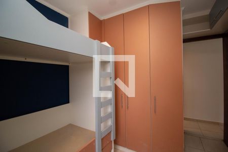 Quarto 1 de apartamento para alugar com 2 quartos, 51m² em Jardim Regina, São Paulo