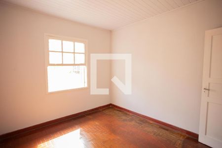 Quarto 2 de casa para alugar com 3 quartos, 150m² em Parque Peruche, São Paulo