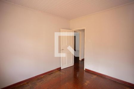 Quarto 2 de casa para alugar com 3 quartos, 150m² em Parque Peruche, São Paulo