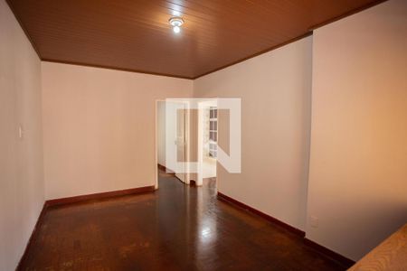 Sala de casa para alugar com 3 quartos, 150m² em Parque Peruche, São Paulo