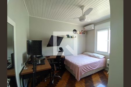 Quarto 3 de casa para alugar com 3 quartos, 120m² em São Geraldo, Porto Alegre