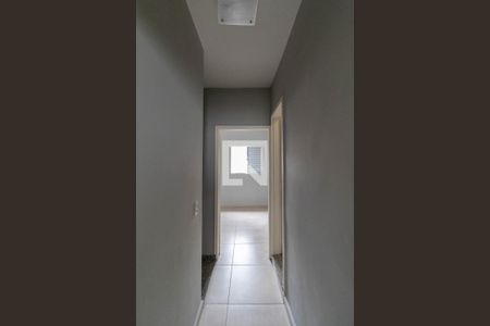 Corredor de casa de condomínio para alugar com 2 quartos, 55m² em Vila Buenos Aires, São Paulo