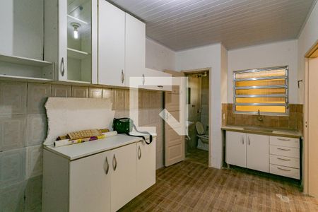 Cozinha de casa para alugar com 1 quarto, 27m² em Vila Água Funda, São Paulo