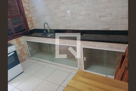 Cozinha de casa para alugar com 2 quartos, 75m² em Guaratiba, Maricá
