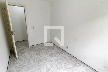 Quarto 1 de apartamento para alugar com 2 quartos, 42m² em Jardim Tres Irmaos, Taboão da Serra