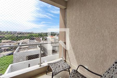 Varanda Suíte de casa à venda com 3 quartos, 325m² em Jardim Nova Europa, Campinas