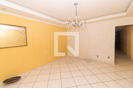 Casa para alugar com 3 quartos, 123m² em Padre Miguel, Rio de Janeiro