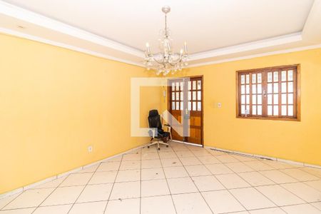 Casa para alugar com 3 quartos, 123m² em Padre Miguel, Rio de Janeiro