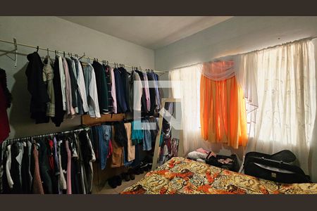 Casa à venda com 6 quartos, 250m² em Vila Iguacu, Várzea Paulista