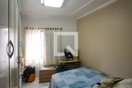 Quarto 2 de casa para alugar com 2 quartos, 78m² em Vila Ema, São Paulo