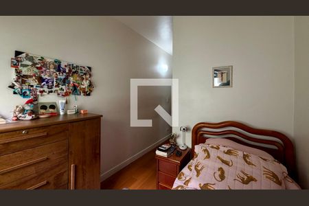 Quarto 2 de casa à venda com 3 quartos, 150m² em Jardim Ester Yolanda, São Paulo
