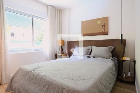 Suíte de apartamento para alugar com 3 quartos, 105m² em Funcionários, Belo Horizonte