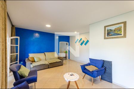 Sala de casa para alugar com 4 quartos, 576m² em Jardim Vivan, São Paulo