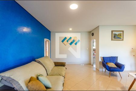 Sala de casa para alugar com 4 quartos, 576m² em Jardim Vivan, São Paulo