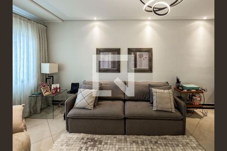 Casa à venda com 3 quartos, 183m² em Chácara Inglesa, São Paulo