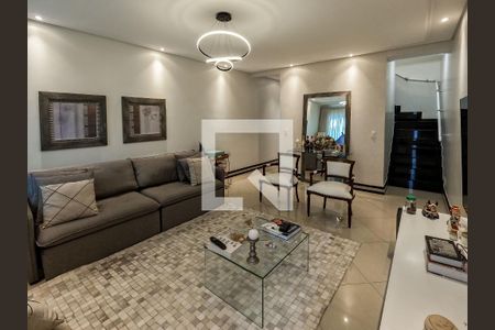 Casa à venda com 3 quartos, 183m² em Chácara Inglesa, São Paulo