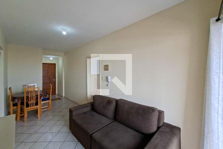 Sala de apartamento para alugar com 1 quarto, 48m² em Nova Mirim, Praia Grande