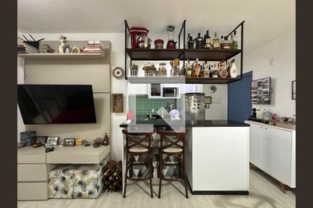 Sala de apartamento à venda com 2 quartos, 56m² em Centro, Barueri